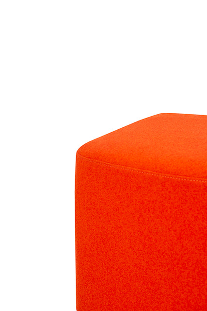 SQUARE POUF